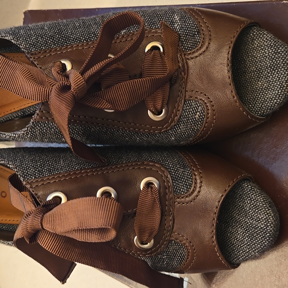 Antonio Melani sz 8.5 Qlare213 heels are 4 inches  Nutty/BLKMLTI